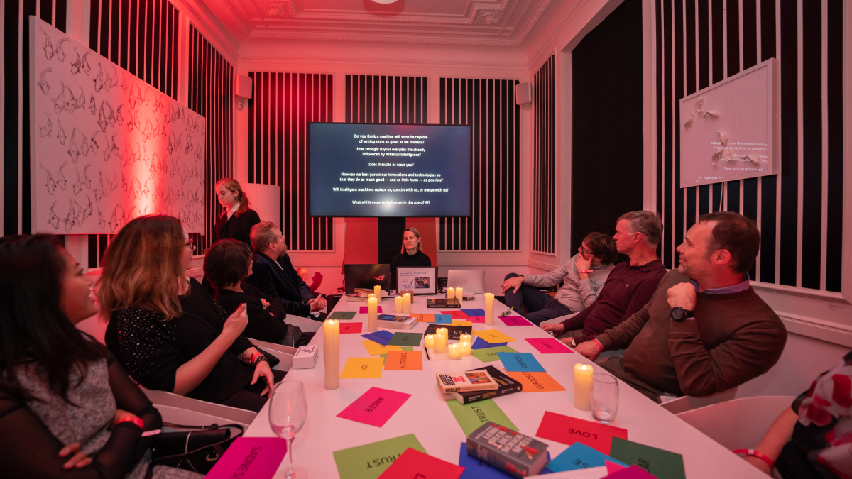 This is a large featured image.